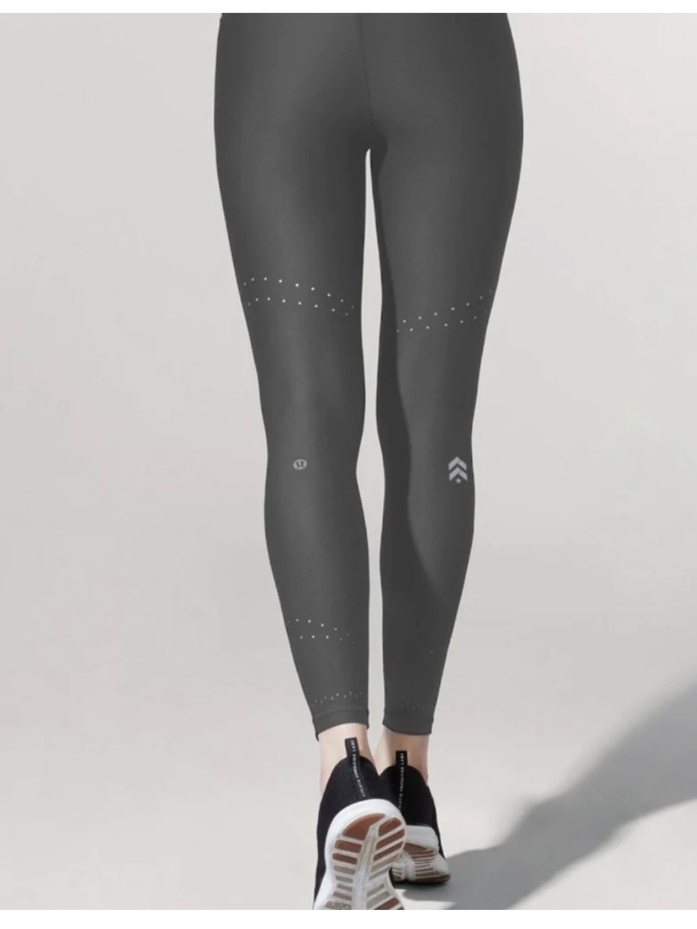 Lululemon Zoned in Tight Graphite Grey